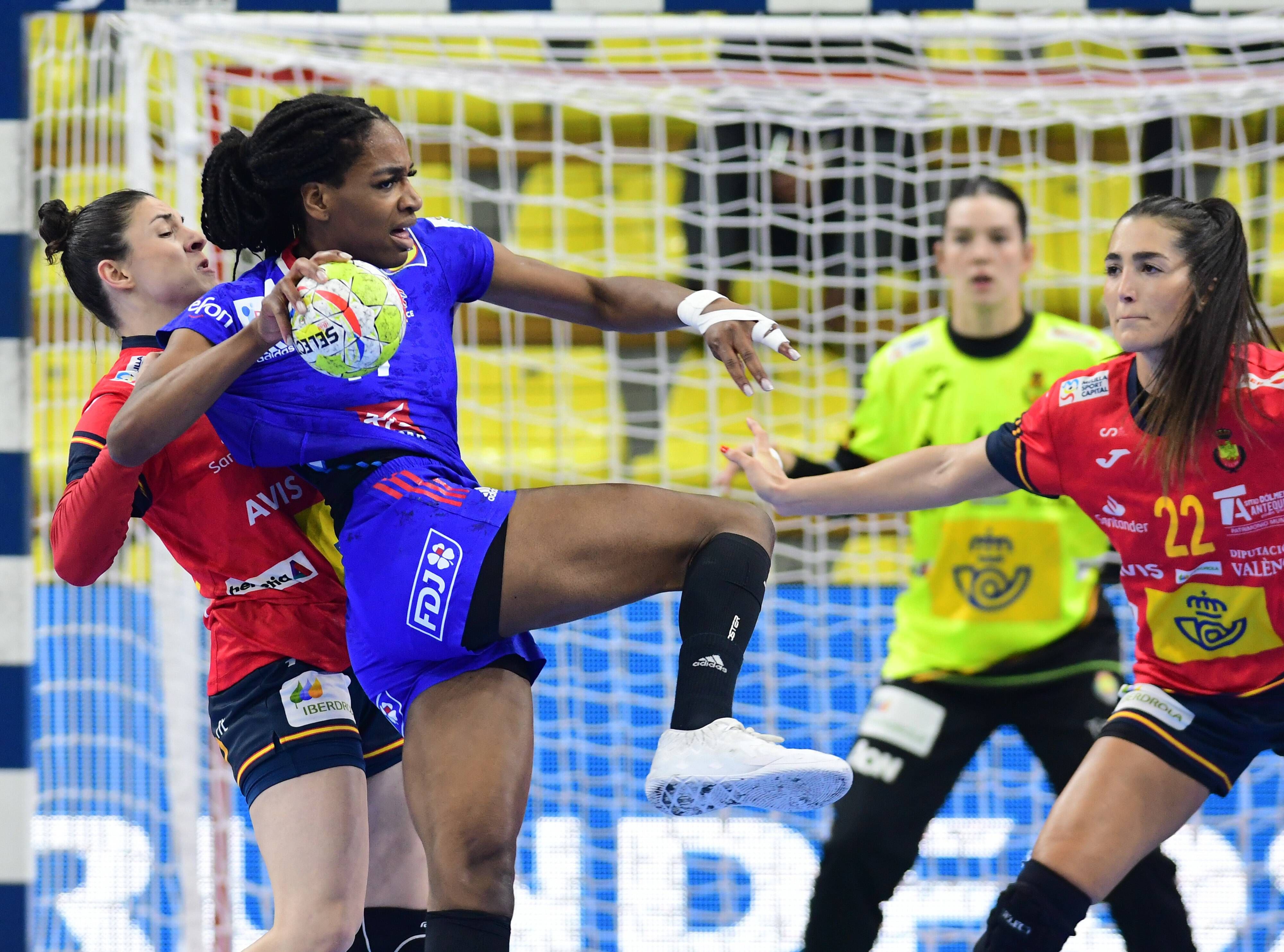  Las guerreras contra Francia en el Europeo 2022.