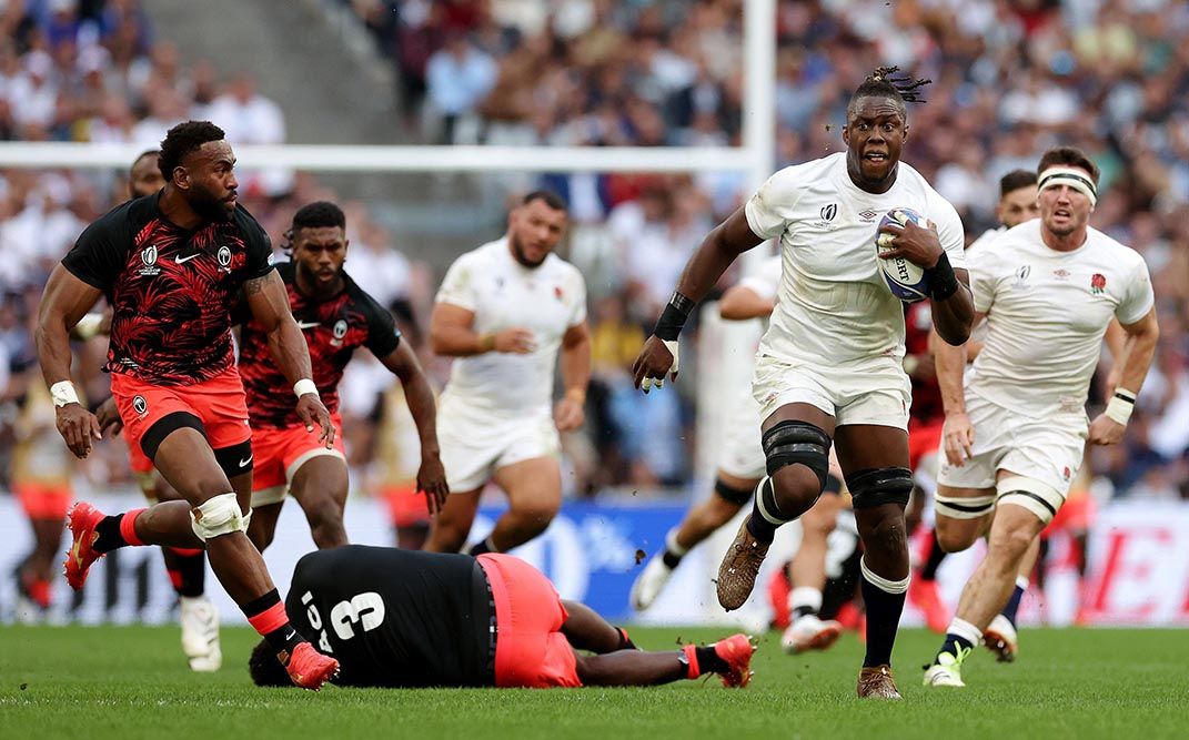 Inglaterra sufrió para llevarse la victoria ante Fiji.
