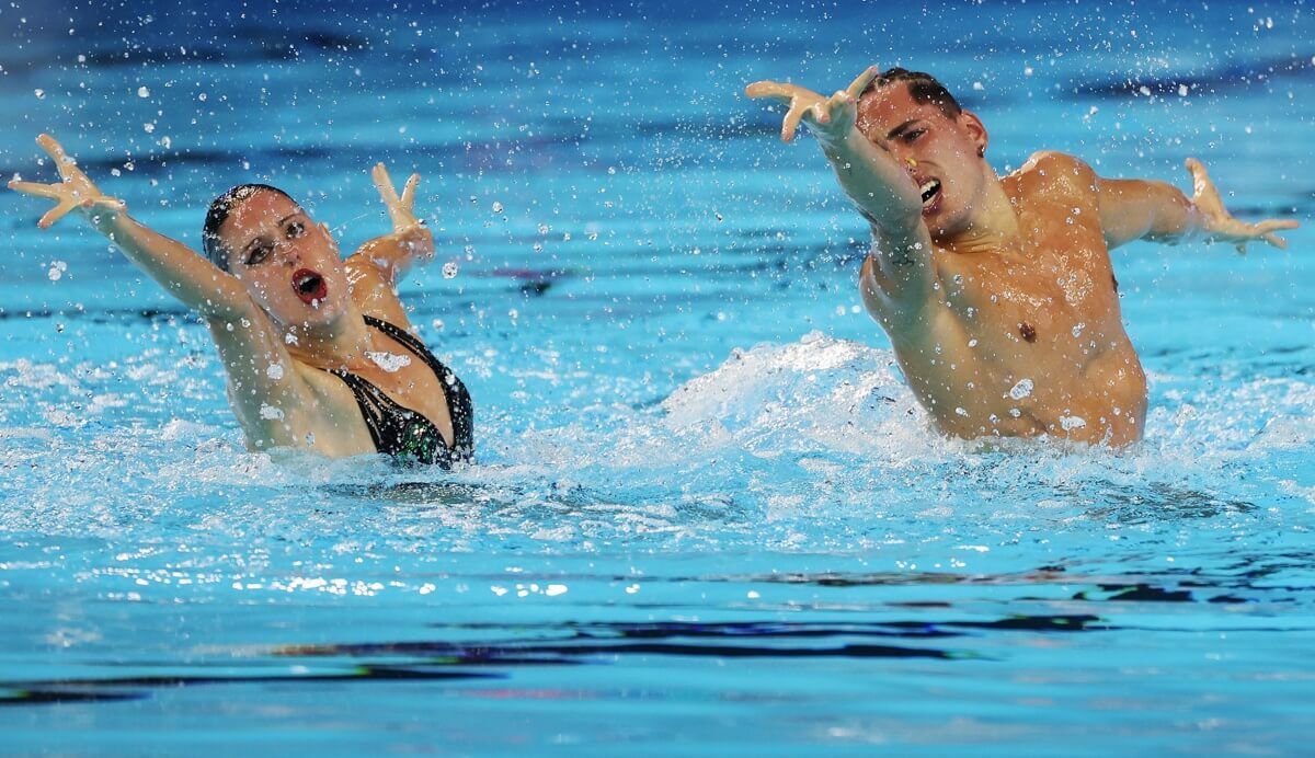  iris Tió y Dennis González, durante su rutina en la final de Singapur 2025.