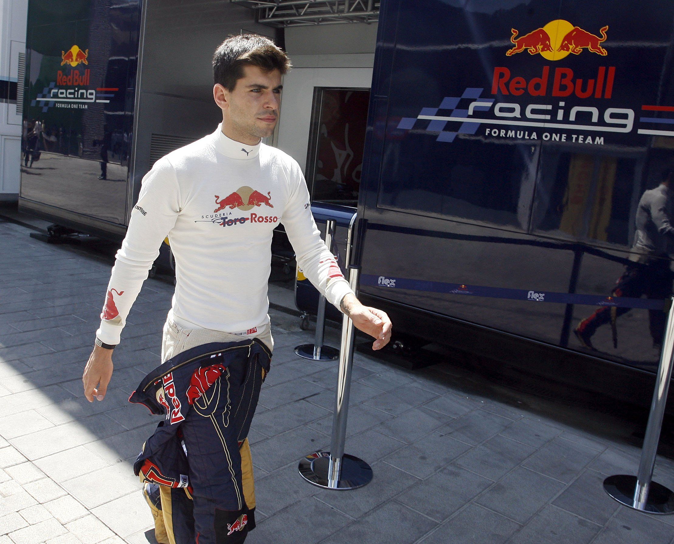 Jaime Alguersuari, durante un entrenamiento en el GP de Valencia 2009 (Cordon Press)