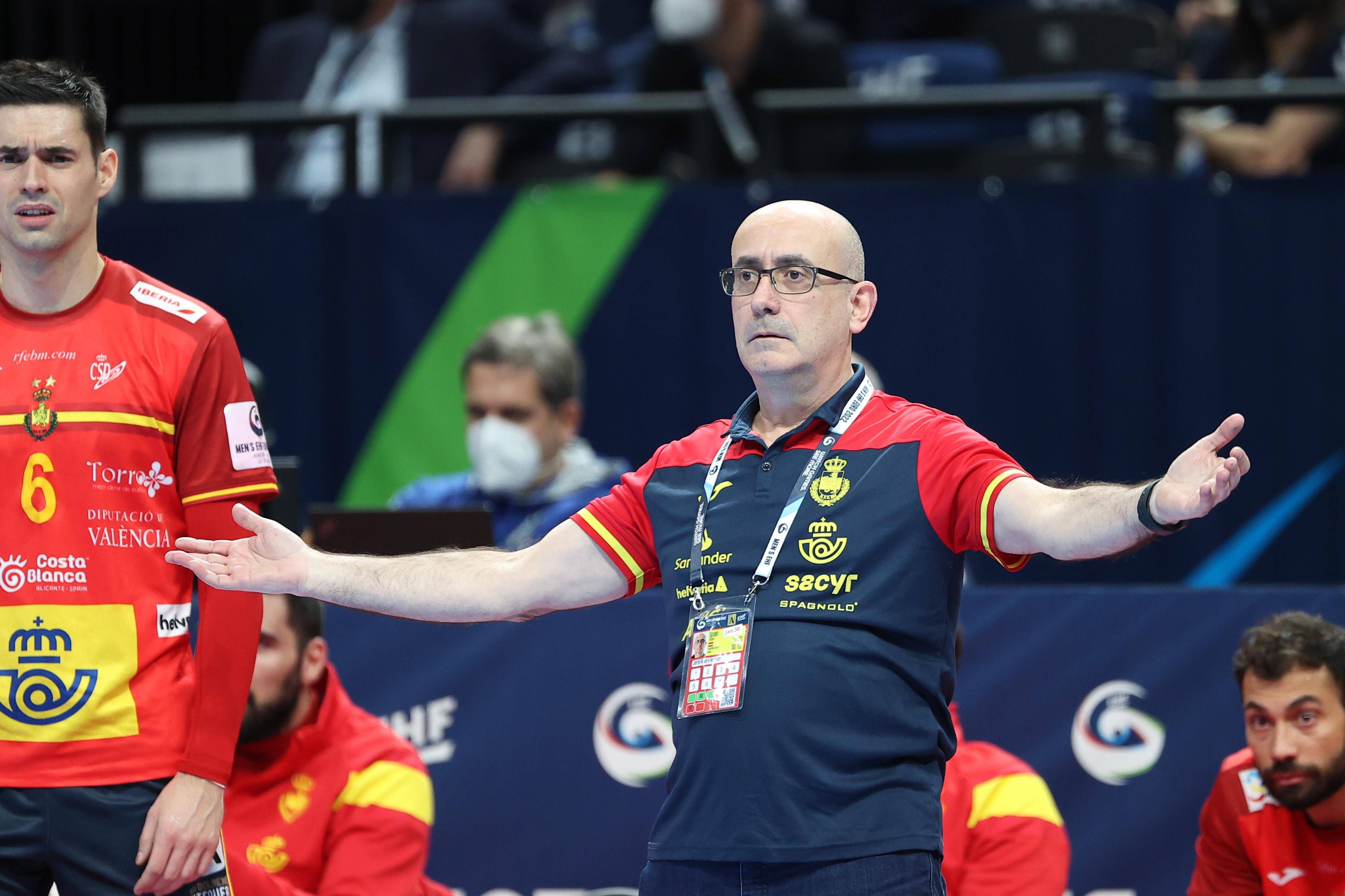  Jordi Ribera, en un partido del Europeo con la selección de balonmano.