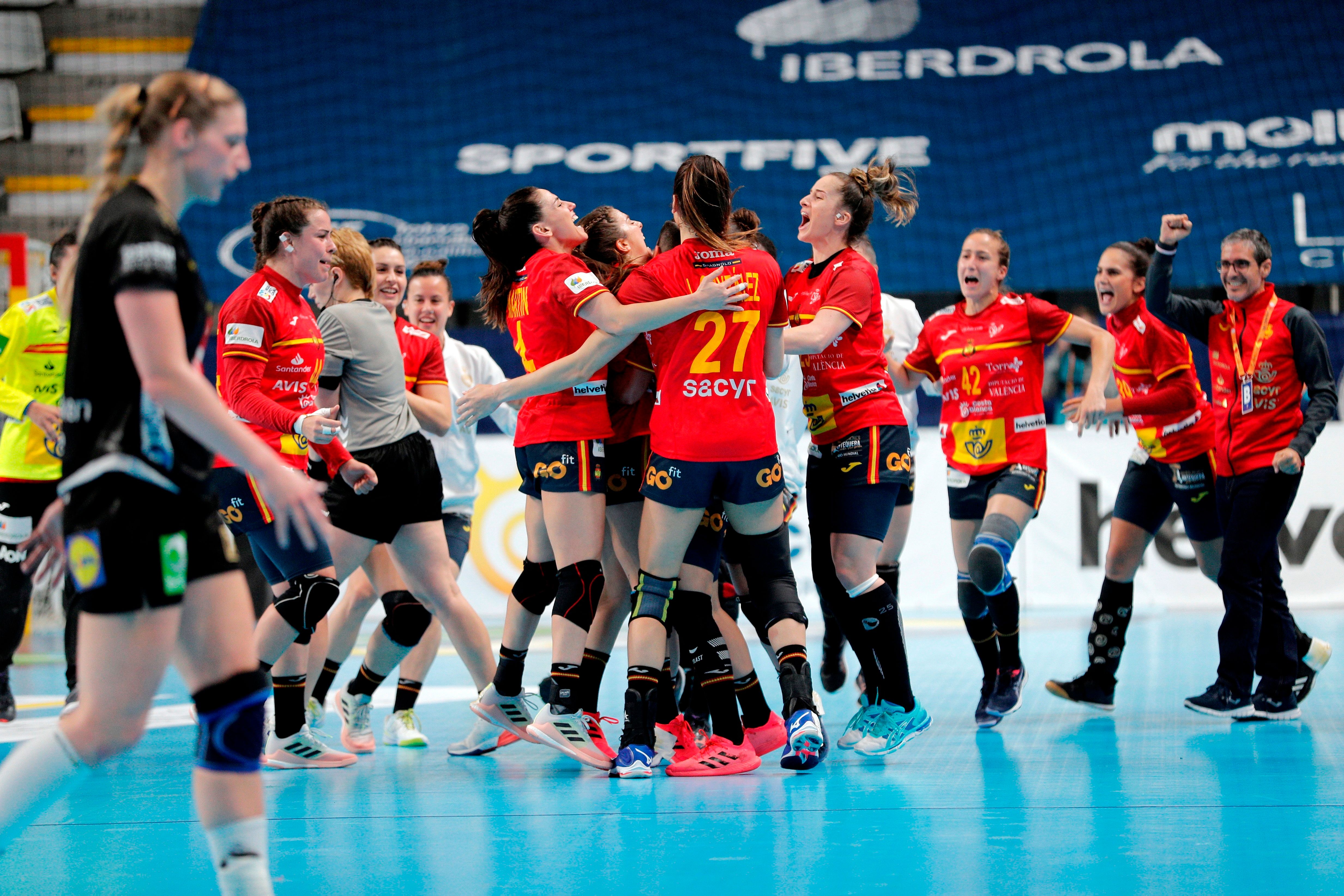  Las jugadoras de la selección española de balonmano femenino.