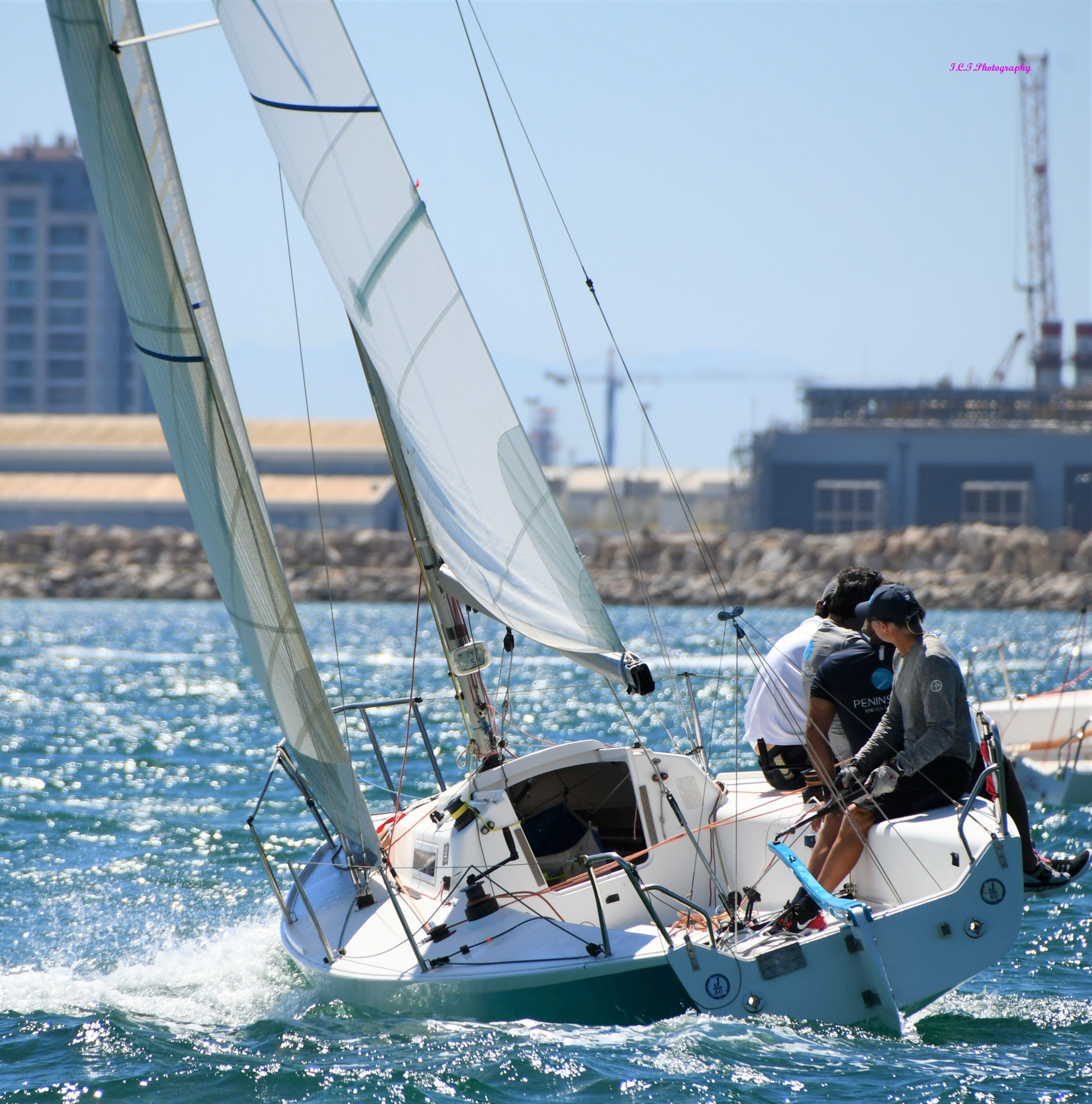  Circuito Alcaidesa Marina de J/80 en La Línea.