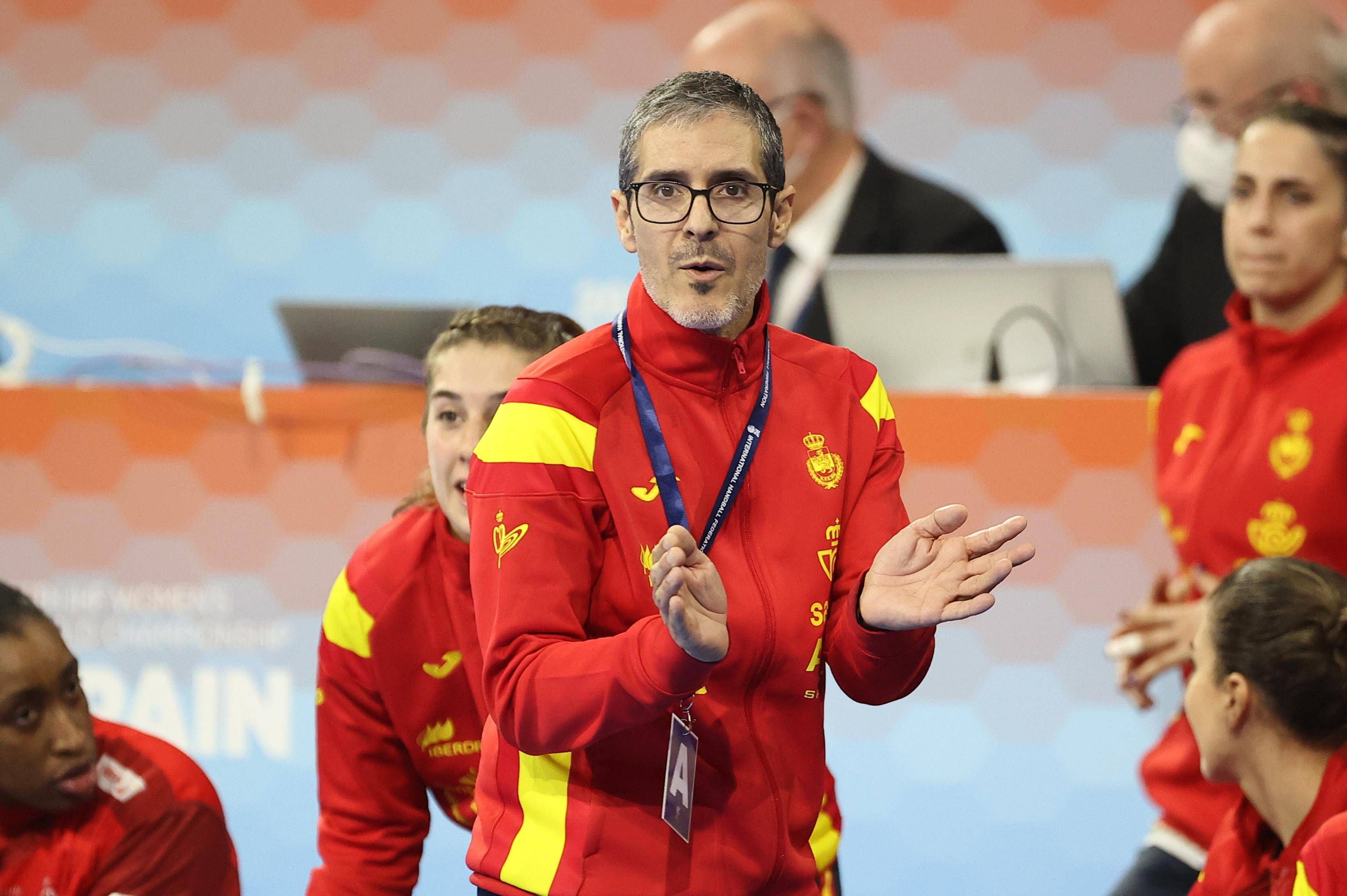  José Ignacio Prades, seleccionador español de balonmano femenino.