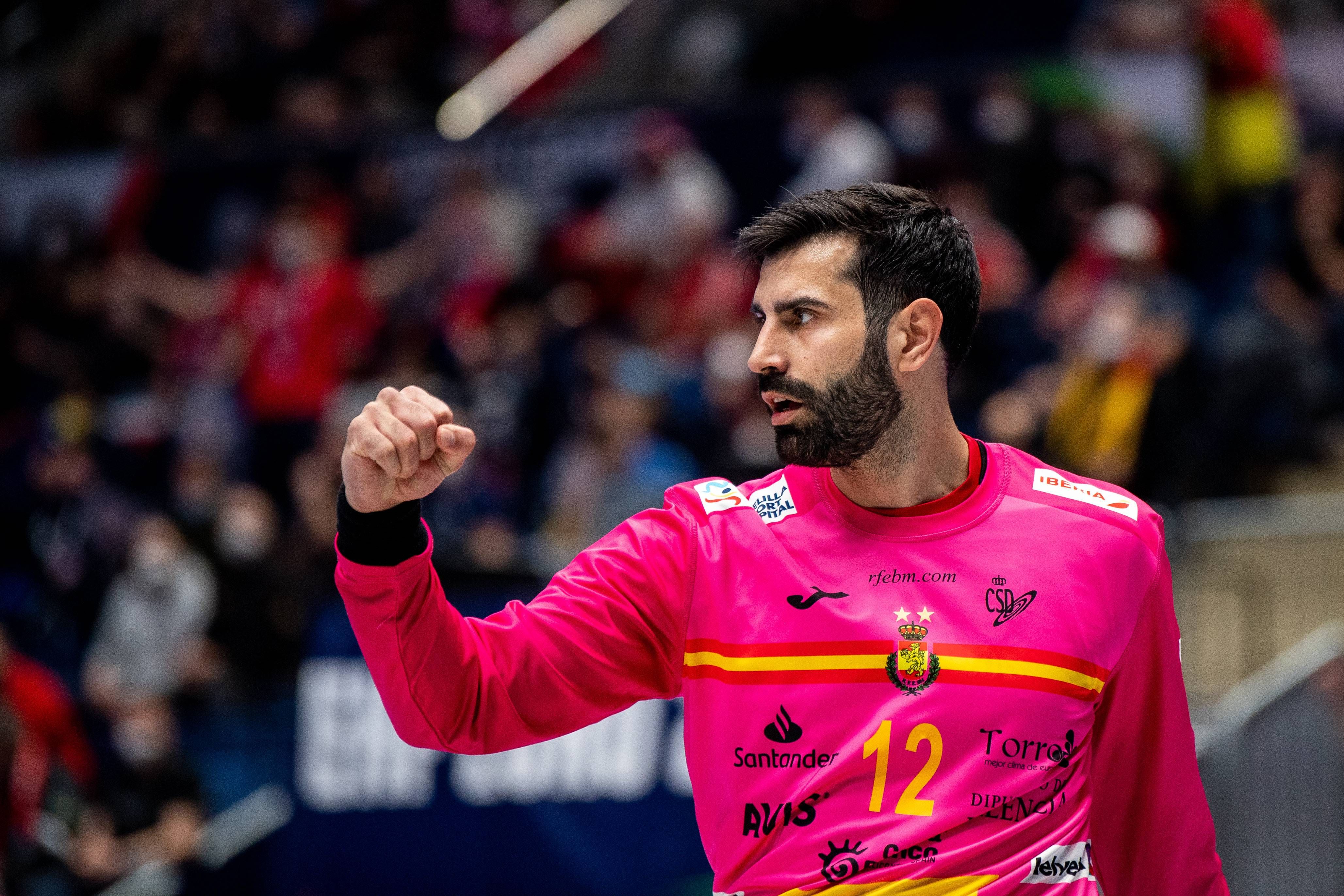 Rodrigo Corrales con los Hispanos.