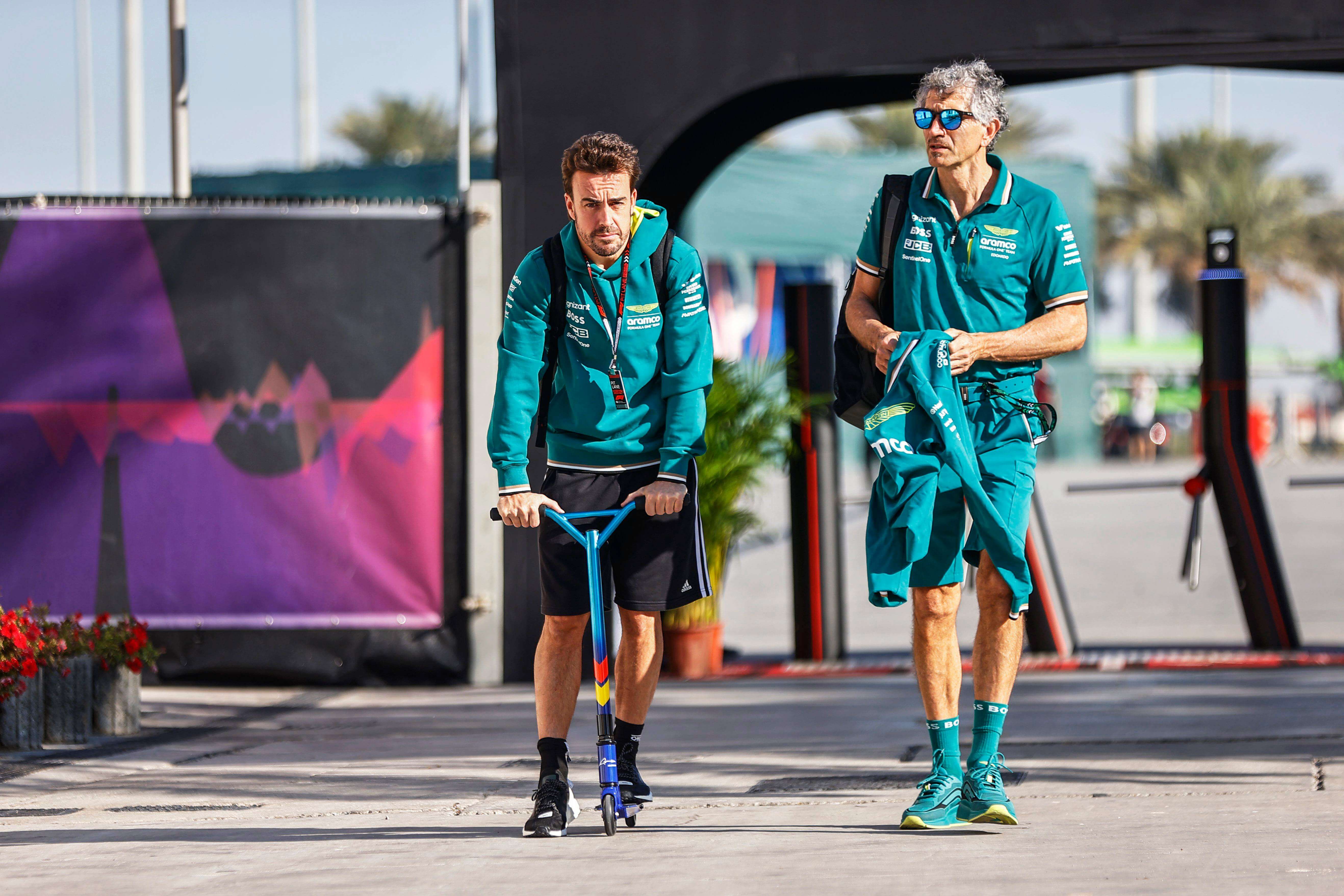  Fernando Alonso, en los test de Bahréin.