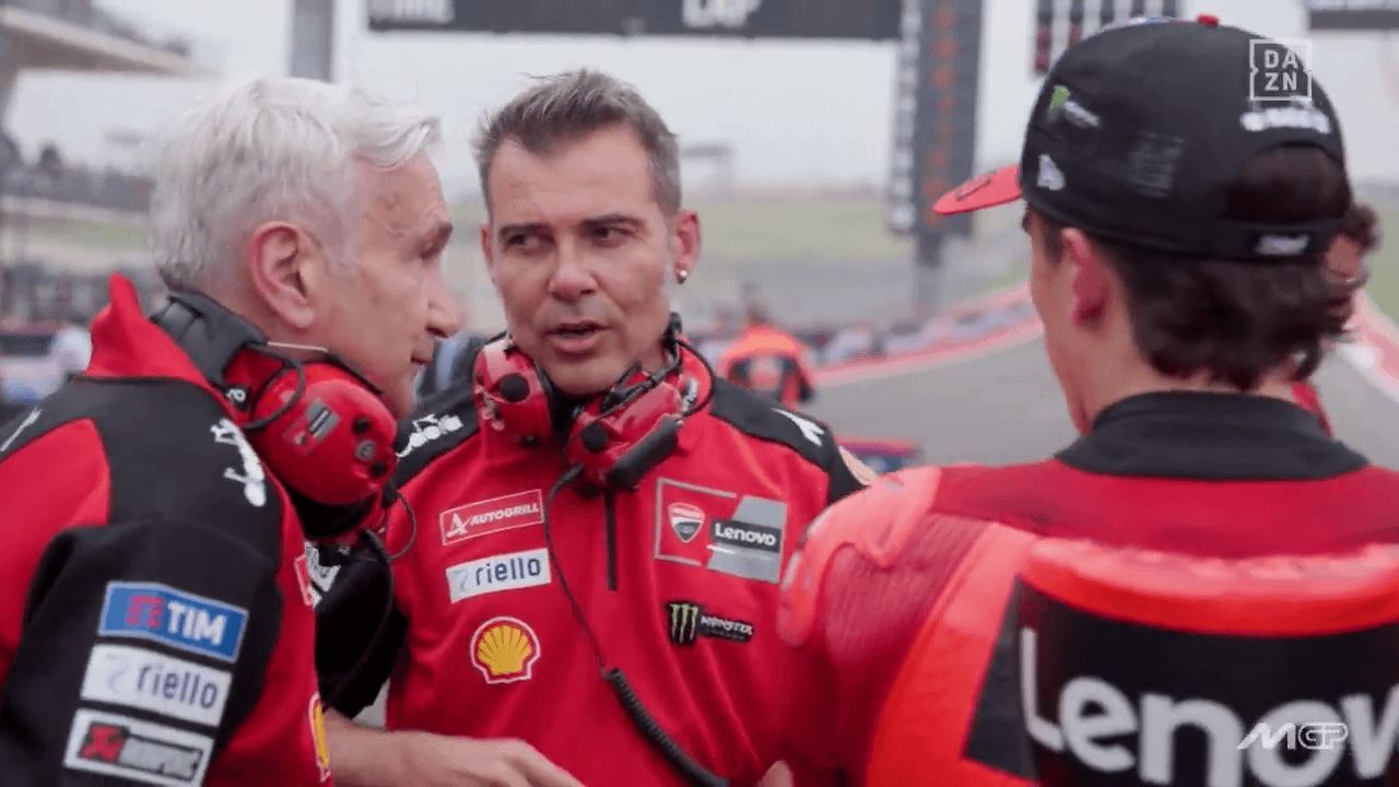 Marc Márquez consultó a Tardozzi algunas dudas sobre su plan (DAZN)
