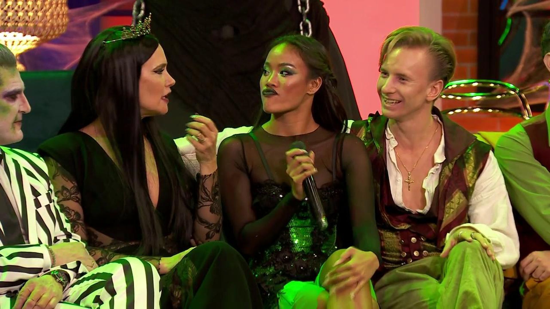 Nona Sobo y su maestro de baile