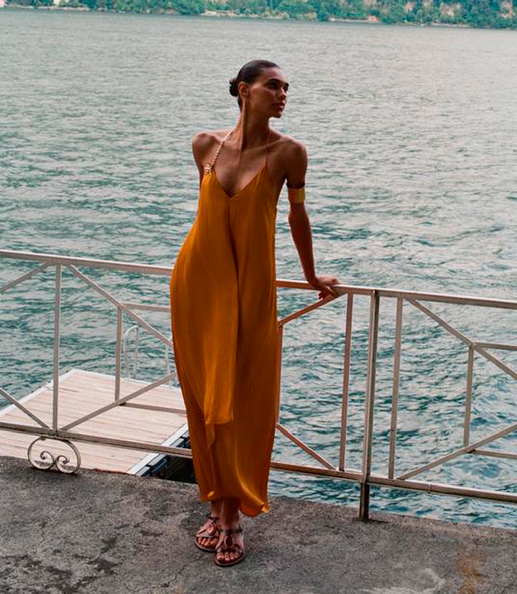 Vestido fluido satinado