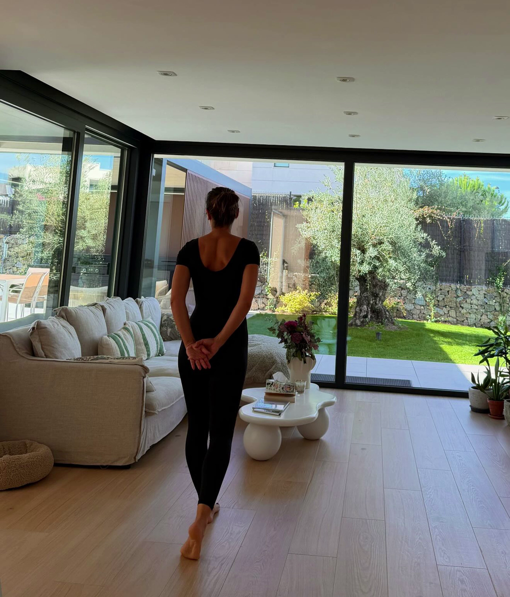 Carla Flila comparte una foto de Nagore Robles en el salón de su casa y se pronuncia sobre su reconciliación