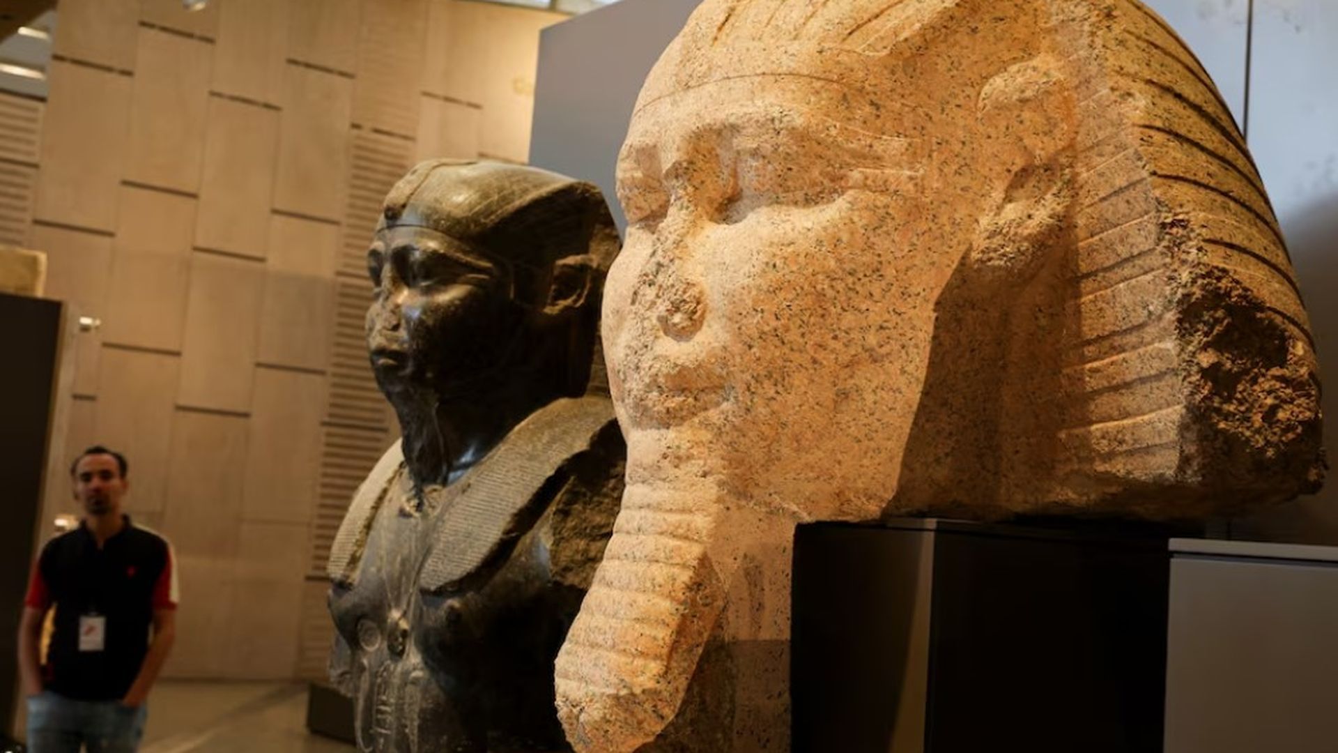 El Gran Museo Egipcio ha sido inaugurado este sábado 1 de noviembre, un proyecto que ha llevado 20 años de trabajo.