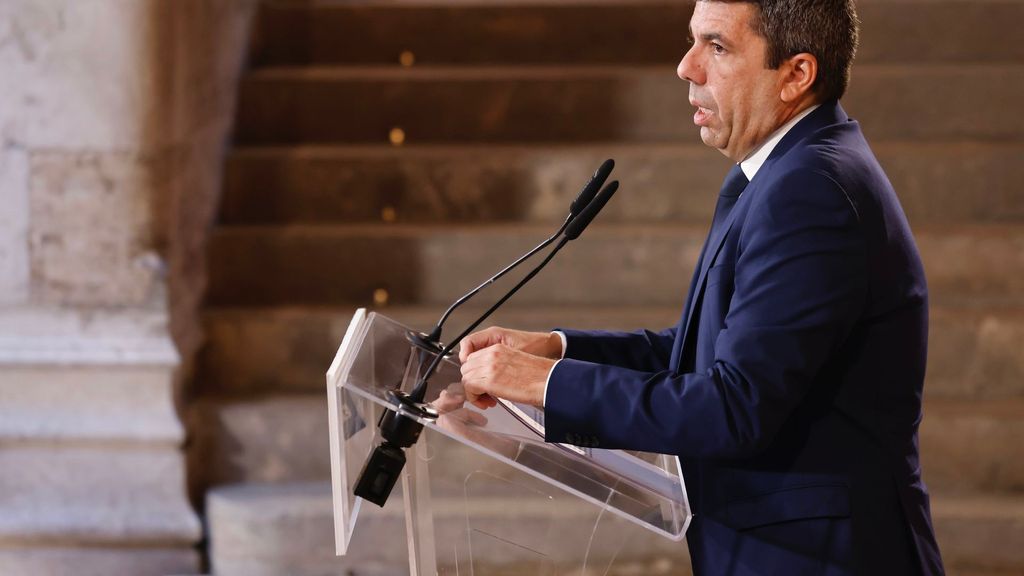 El presidente de la Generalitat valenciana, Carlos Mazón, durante una declaración institucional, en el Palau de la Generalitat