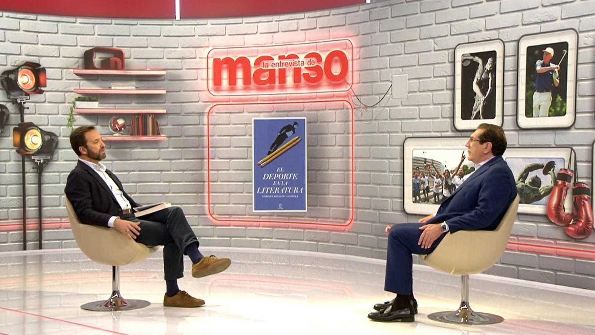 Enrique Arnaldo, magistrado del Constitucional, publica su primera obra narrativa: 'El deporte en la literatura' Enrique Arnaldo, magistrado del Constitucional, publica su primera obra narrativa: 'El deporte en la literatura'