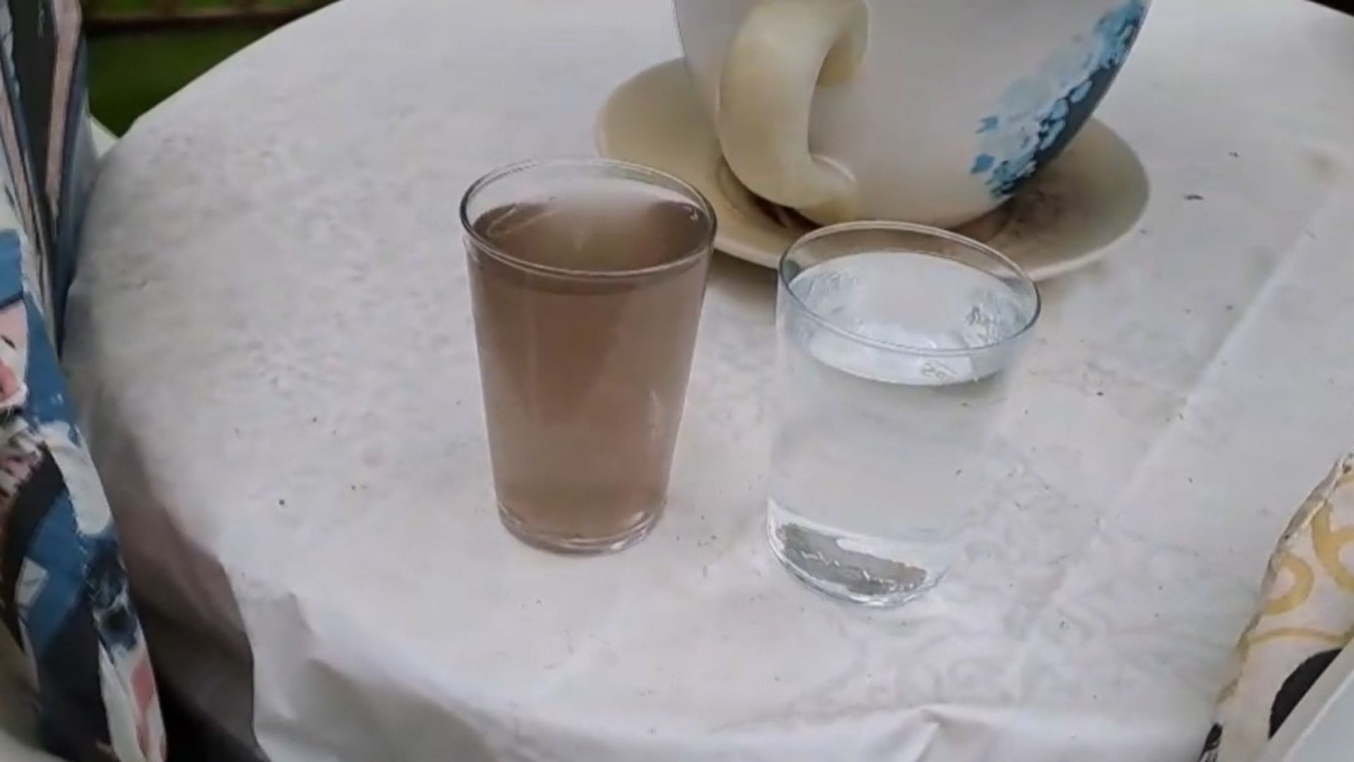 Valdeorras: del mayor incendio de Galicia al agua turbia por la ceniza