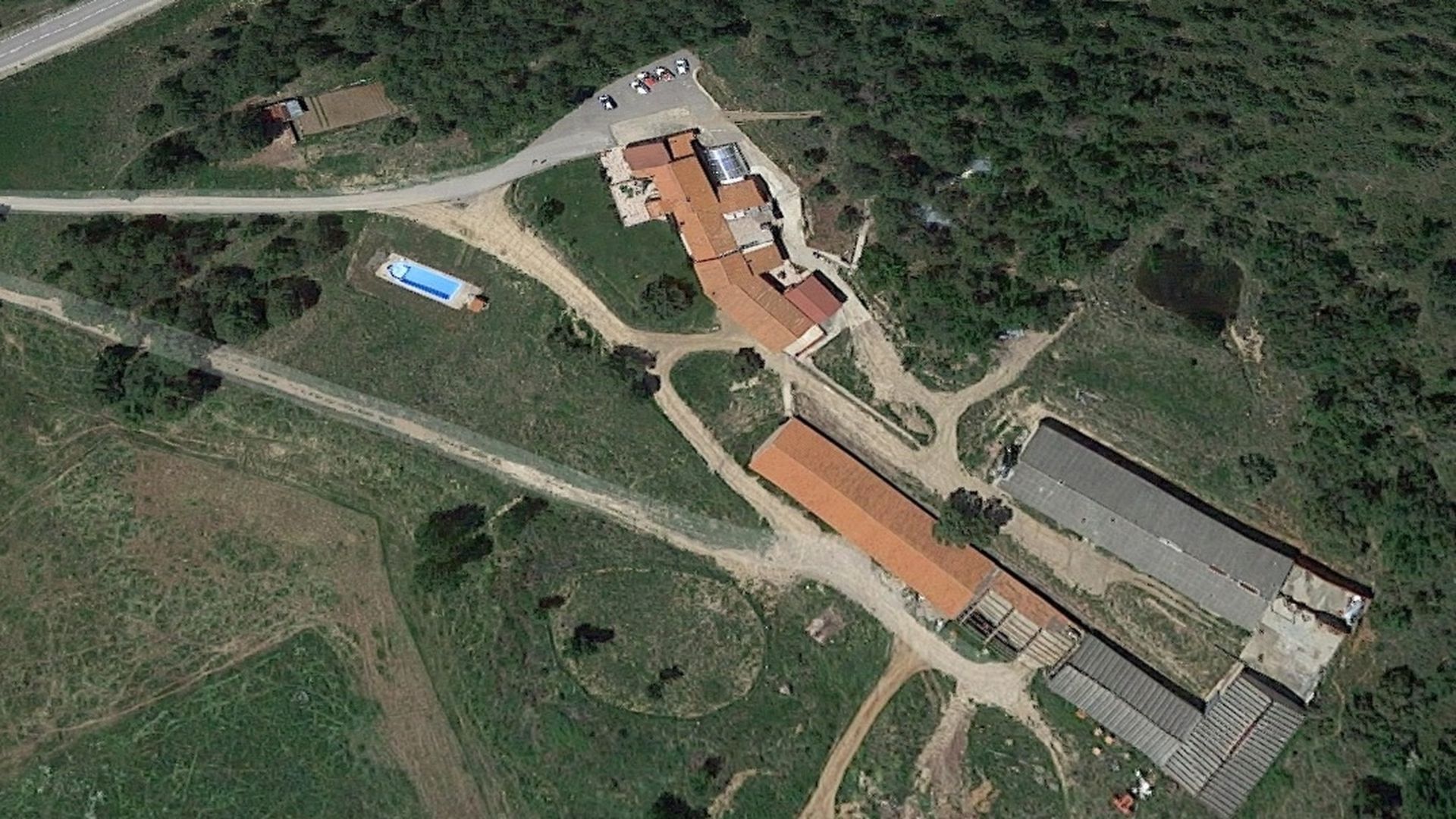 Imagen de la masía en la que se ubicaba la secta del Tío Toni