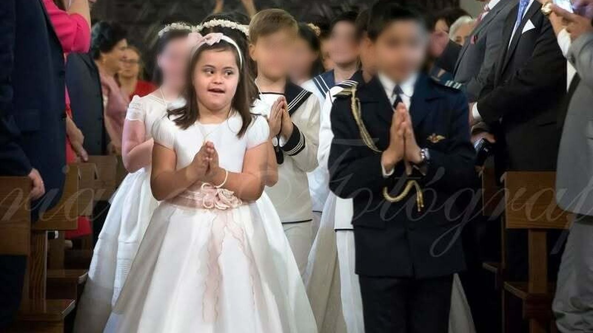 Noelia el día que recibió la Primera Comunión