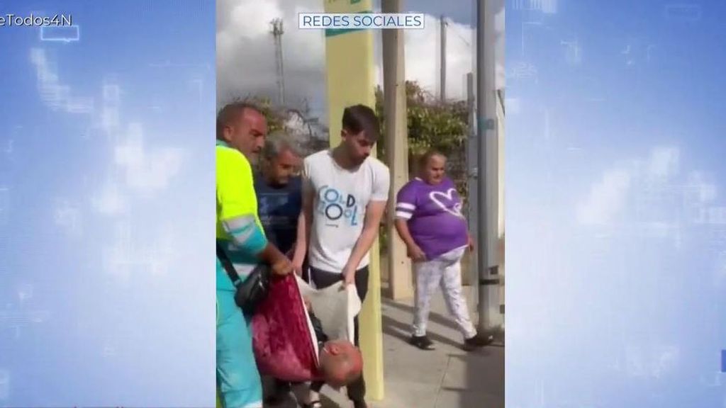 Sufre un infarto y sus vecinos le salvan la vida: la ambulancia tardó hora y media en llegar