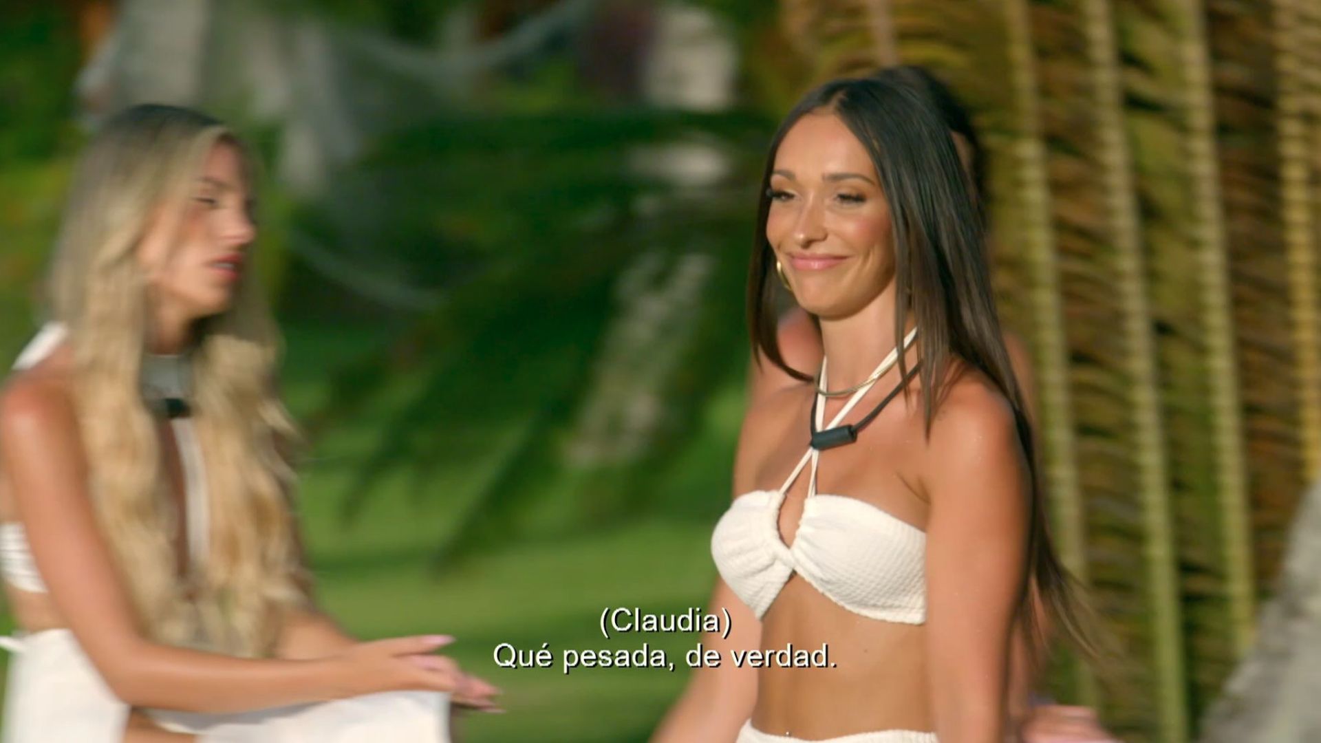 El enfado de Claudia con las palabras de Noelia en la elección de cita de Gilbert: “¿Qué le has contado?”