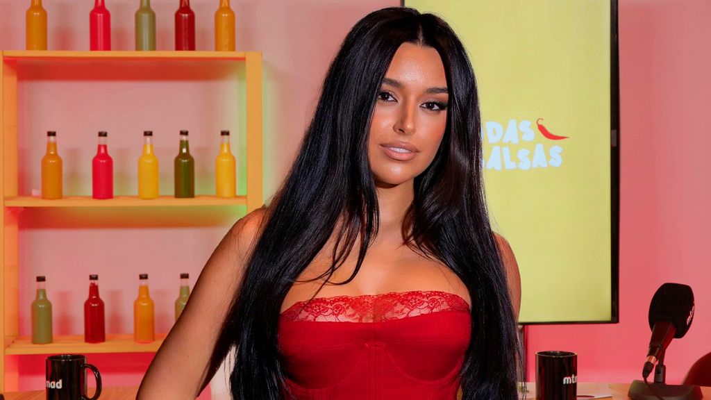 El precio del carísimo conjunto rojo de Marta Díaz en su fiesta de cumpleaños En todas las salsas Temporada 8 Top Vídeos 867