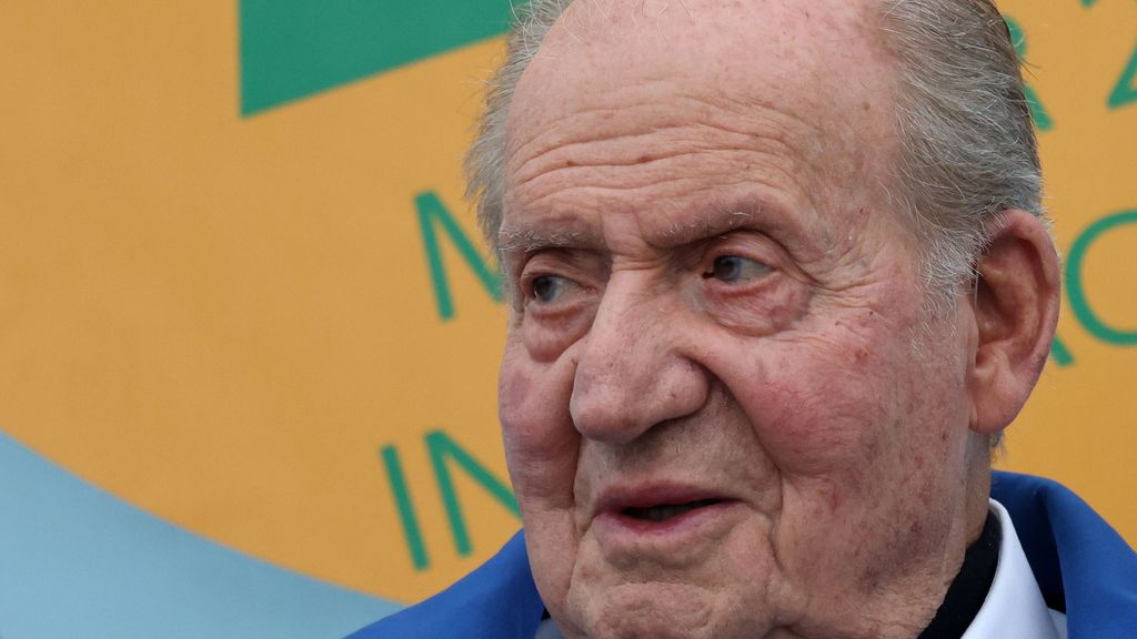 El rey emérito, Juan Carlos I, denuncia en sus memorias una “caza de brujas” del Gobierno de Pedro Sánchez contra él