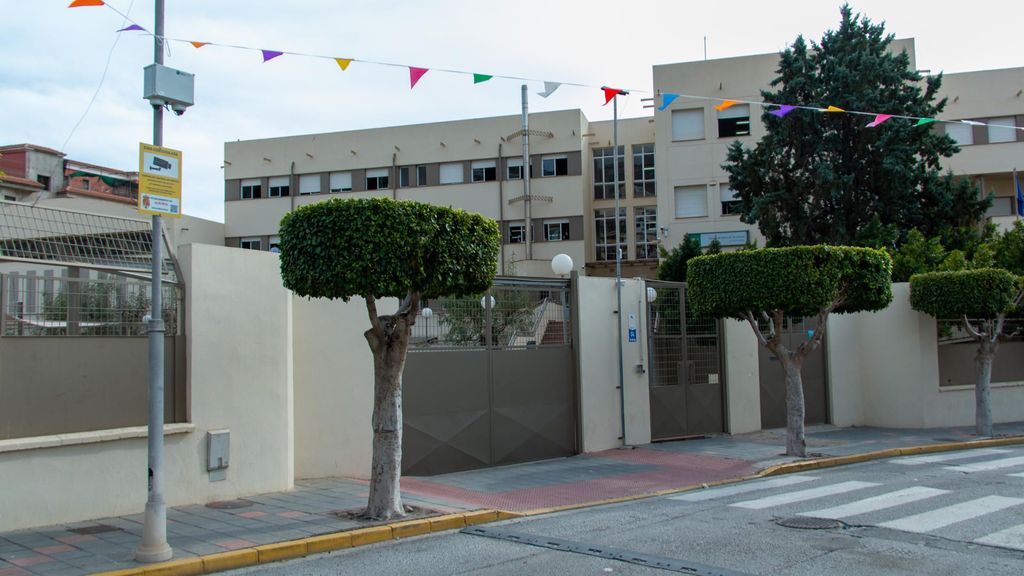 Expulsan cautelarmente al alumno de 13 años que apuñaló a un compañero de 12 en un instituto de Albuñol, Granada