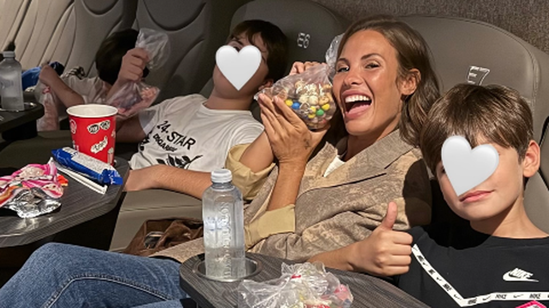 Jessica Bueno Jessica Bueno