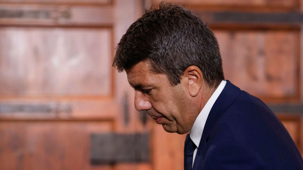 Los papeles que Mazón firmó en El Ventorro: una lista de deportistas de élite que debía publicarse "urgente"