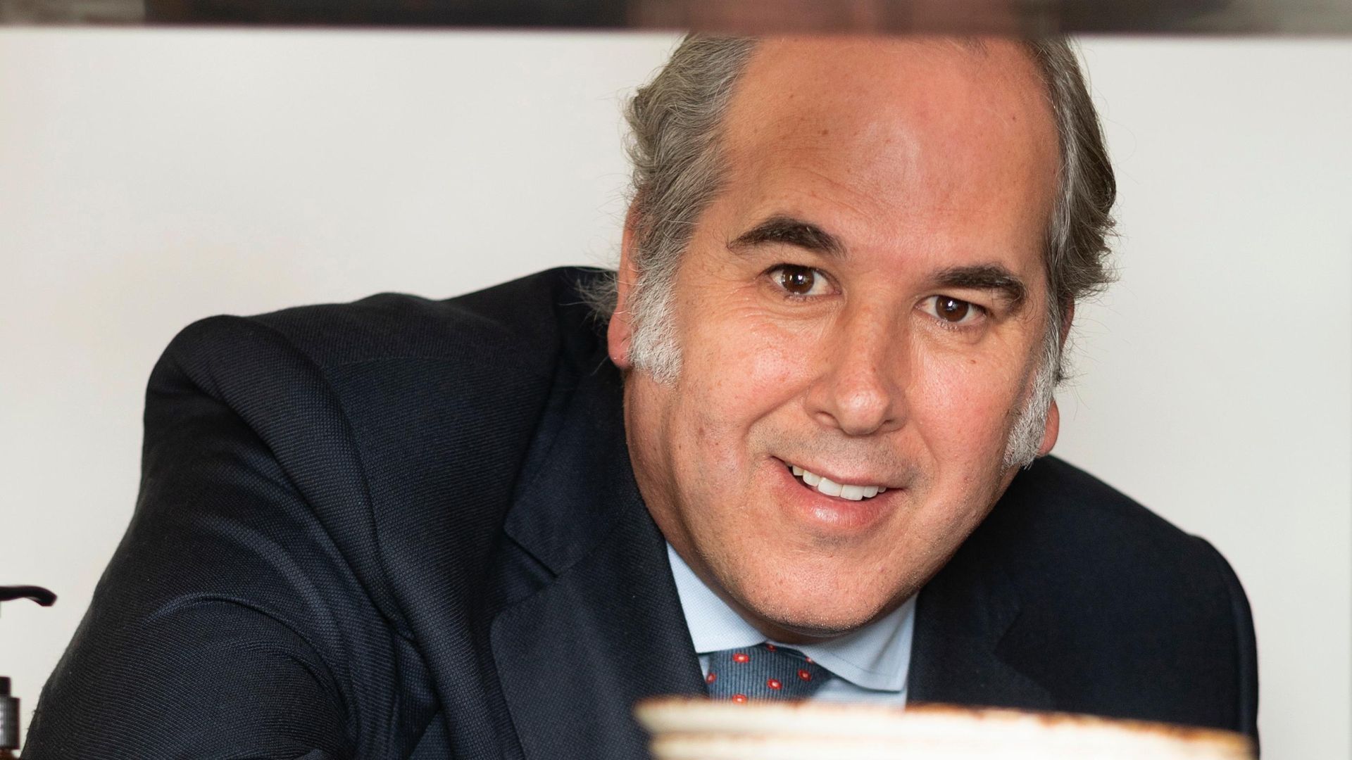 Luis Suárez de Lezo, presidente de la Real Academia de Gastronomía