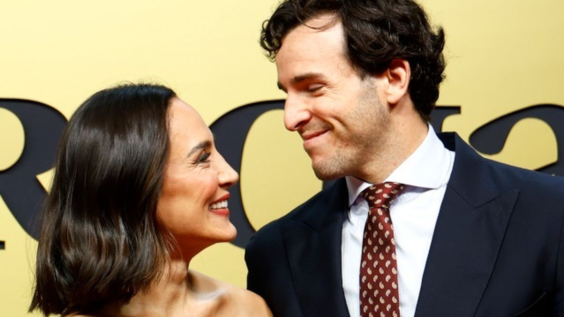 Tamara Falcó e Íñigo Onieva en el centenario de Rioja Tamara Falcó e Íñigo Onieva en el centenario de Rioja