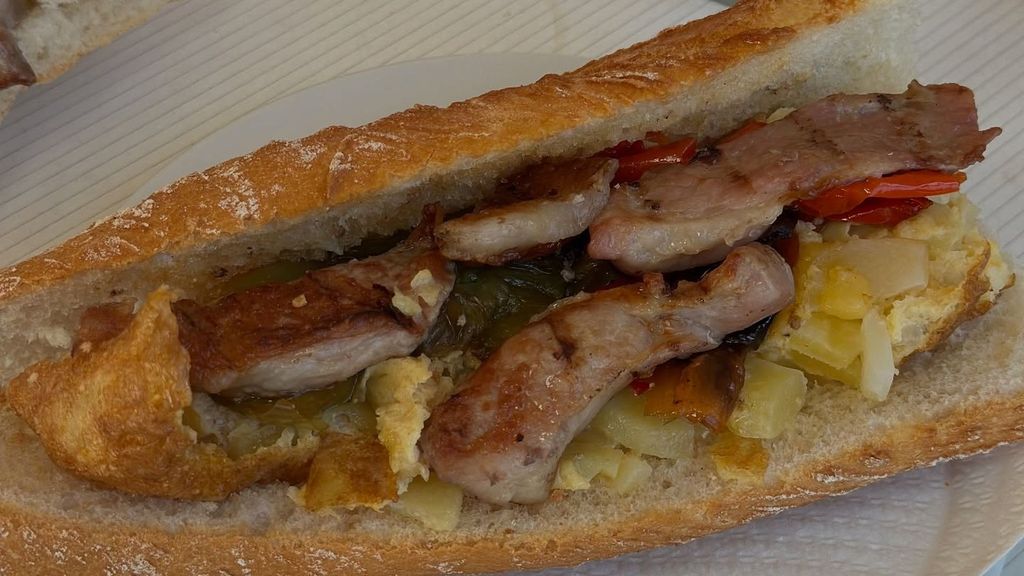 Uno de los bocadillos de Foc & Brasa