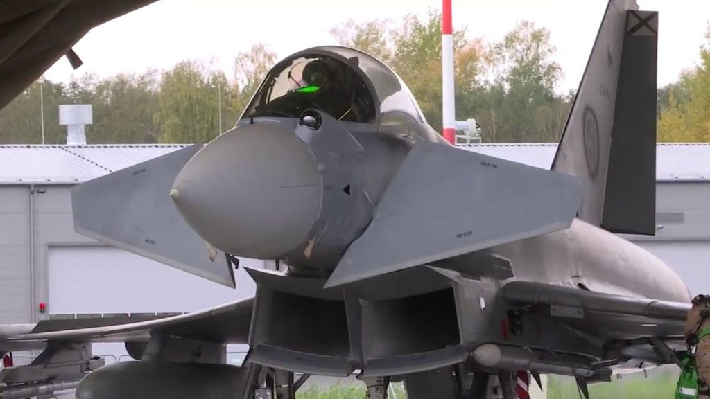 Así vigilan los cazas españoles el cielo del Báltico ante la amenaza de drones rusos: "Tenemos que estar preparados para una posible escalada"