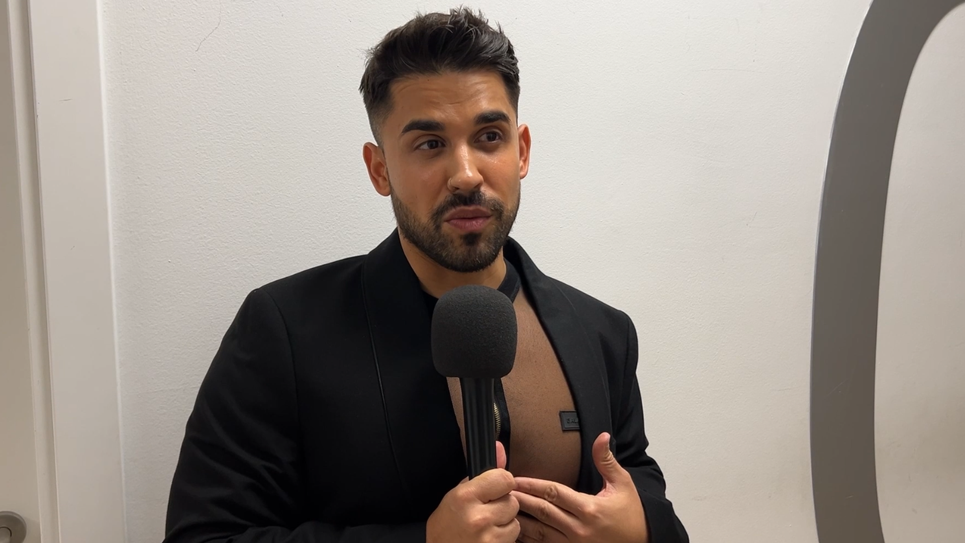 Miguel Frigenti y otros colaboradores comparten sus consejos a los nuevos concursantes de ‘GH20’ Exclusivo web 6/11/2025 1215925