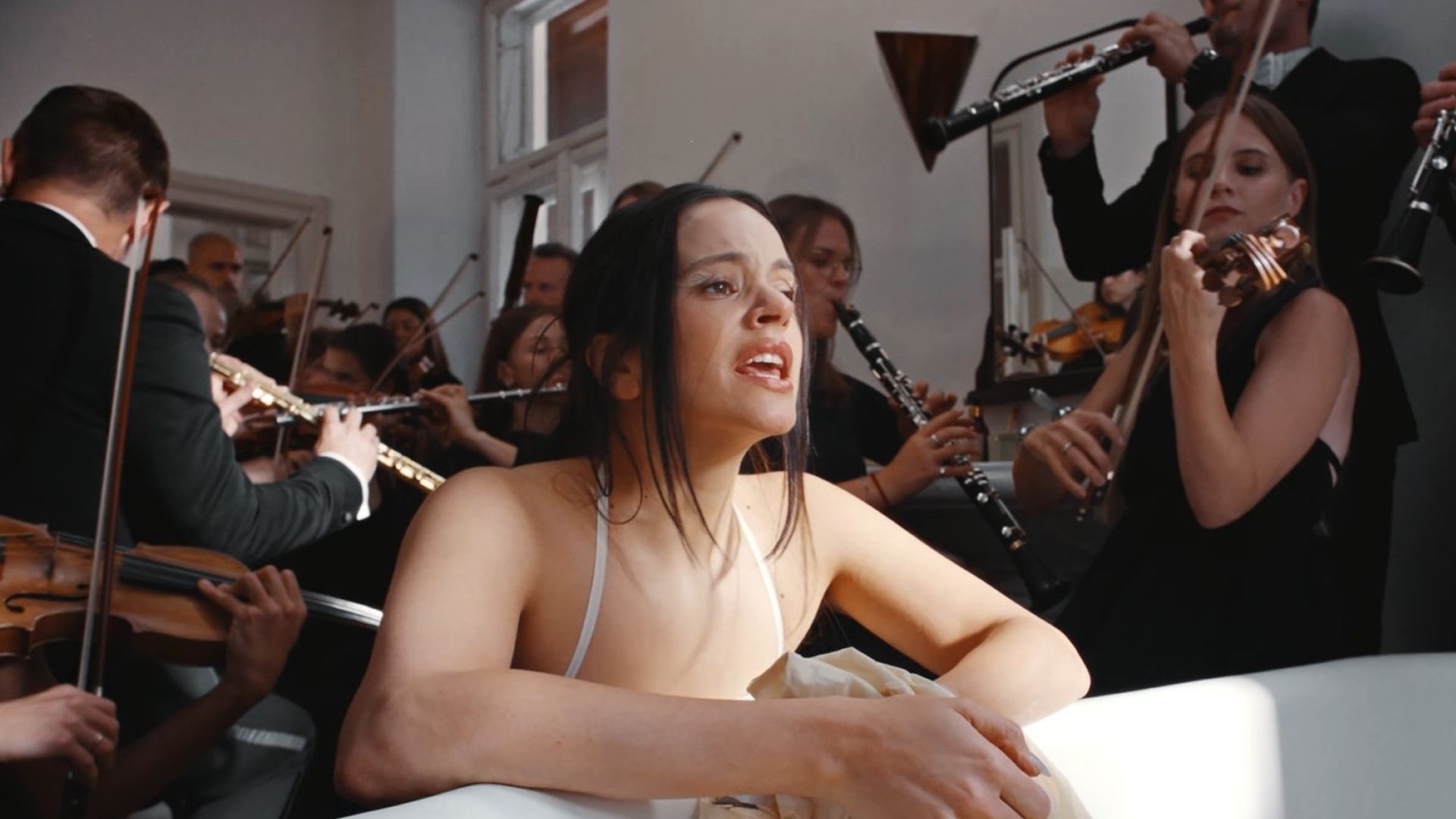 Rosalía lanza 'LUX', su cuarto álbum de estudio