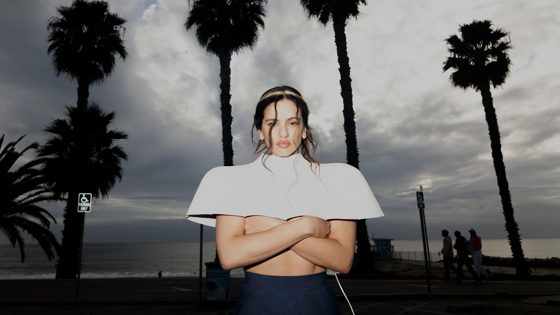 Rosalía lanza 'LUX', su cuarto álbum de estudio