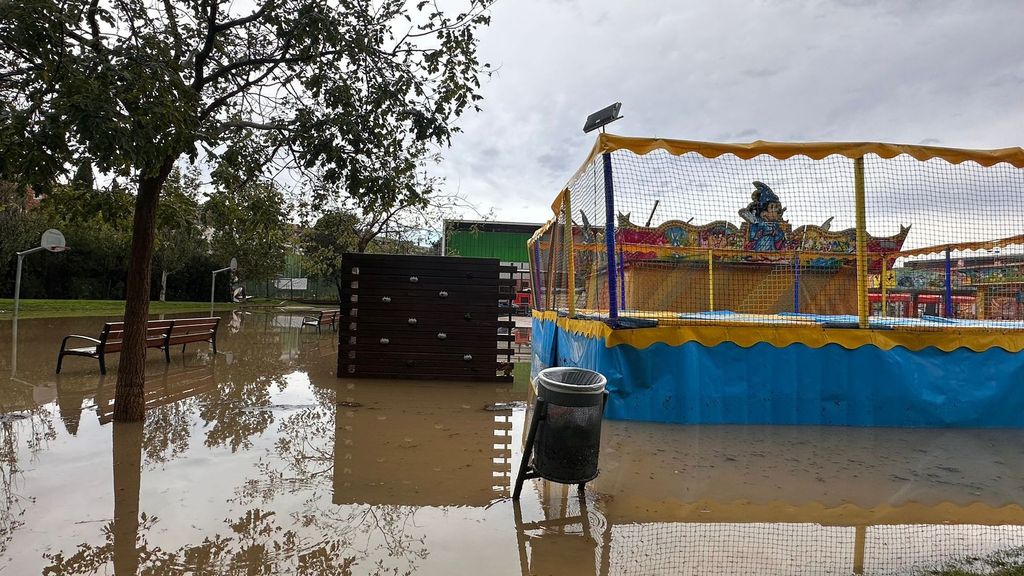 Un parque de Cerdanyola del Valles, anegado