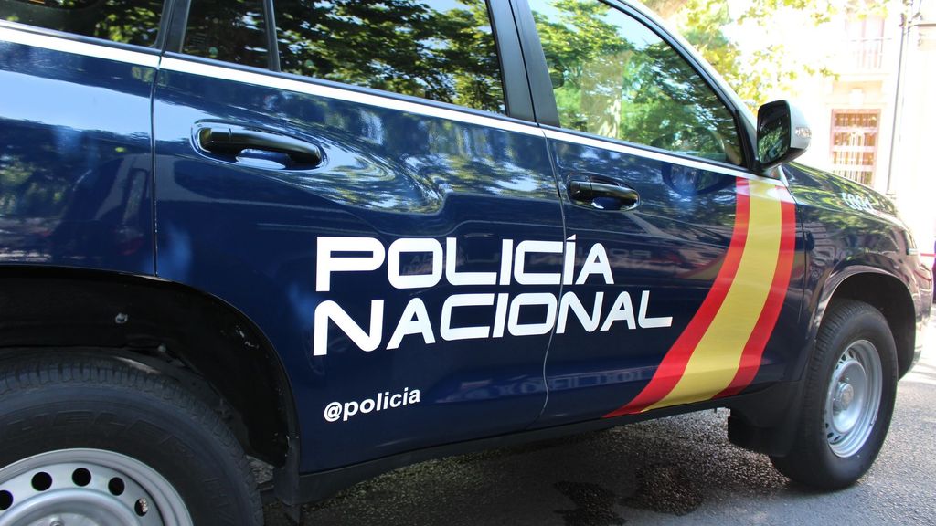 Un vehículo de la Policía Nacional