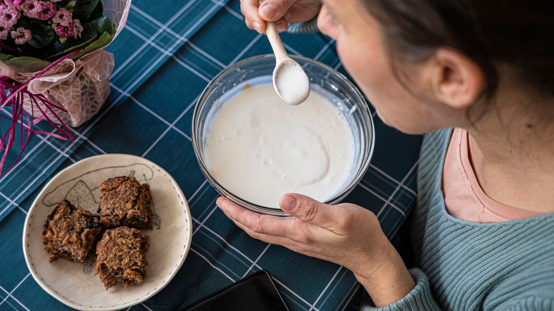Yogures y brounies con proteína de gusano