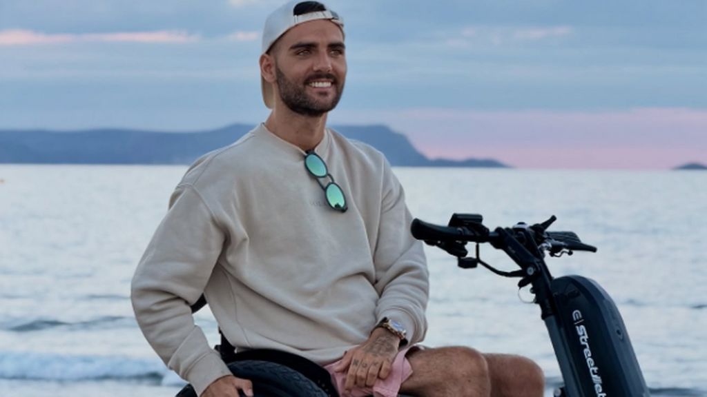 Ander, de 31 años, sufrió una lesión medular en 2020, tras un accidente en una piscina.