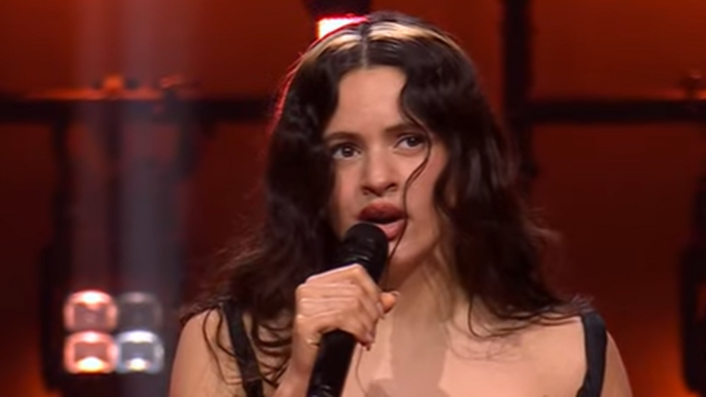 El emotivo mensaje de Rosalía a los afectados por la DANA desde Valencia: "Que sepáis que no estáis solos, seguimos con vosotros"