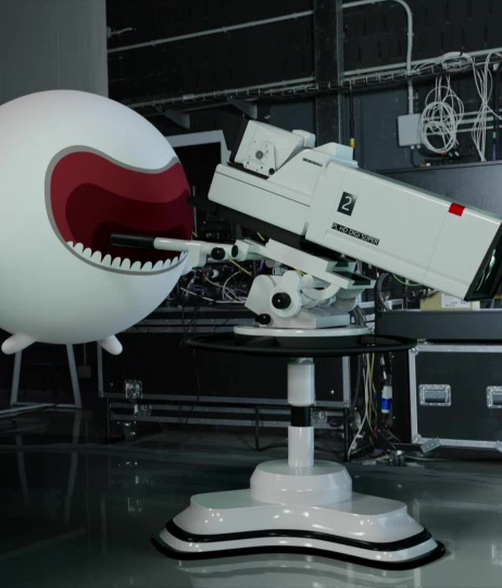 Los 2balls revolucionan a los presentadores de Noticias Cuatro en el 20 Aniversario de la cadena