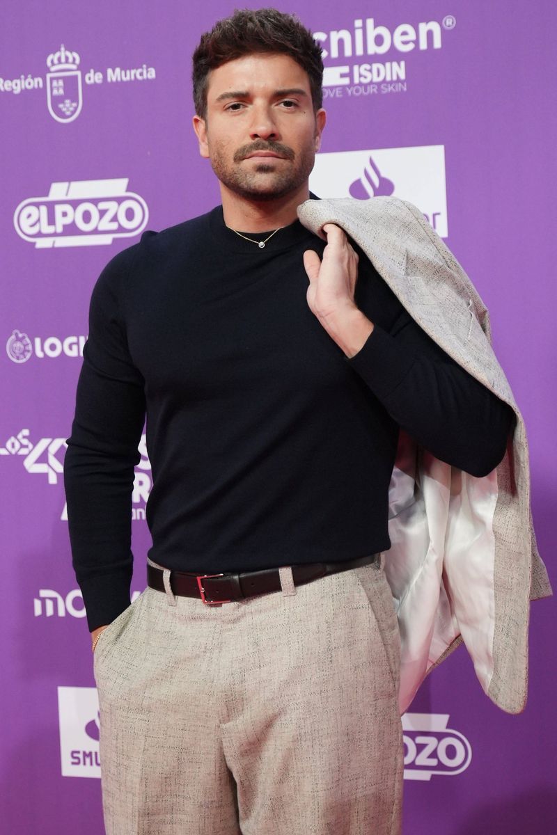 Pablo Alborán, en la alfombra roja de LOS40 Music Awards Santander 2025