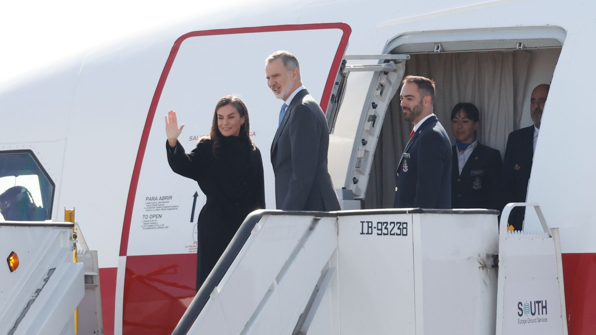 Los reyes dan comienzo a su viaje de Estado a la República Popular China