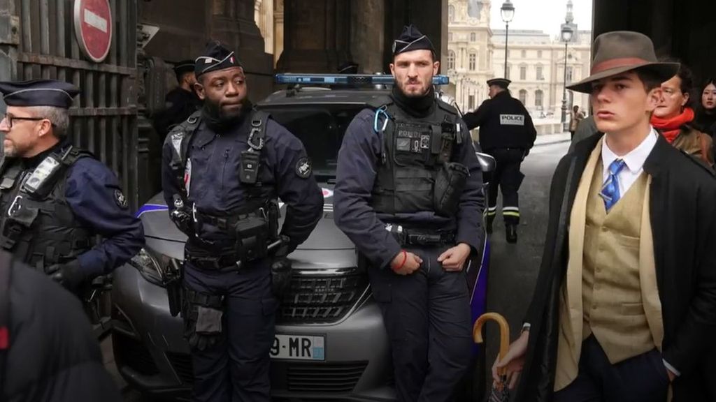 ¿Quién es 'el detective del Louvre'?