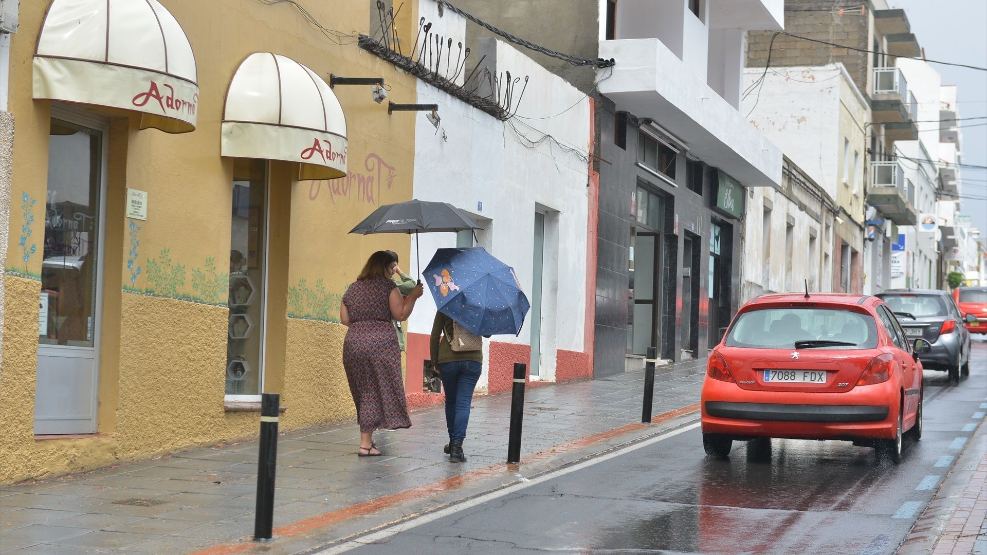 Claudia, la nueva borrasca “con gran impacto” que dejará fuertes lluvias y posibles inundaciones en Canarias