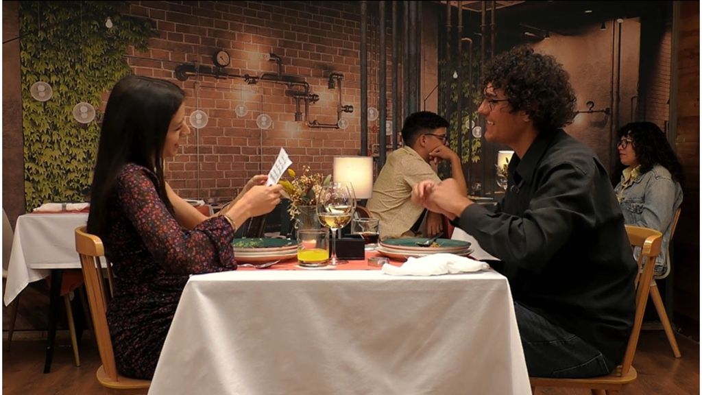 El bonito detalle de un soltero de Málaga deja cautivada a su cita: “Me encanta”