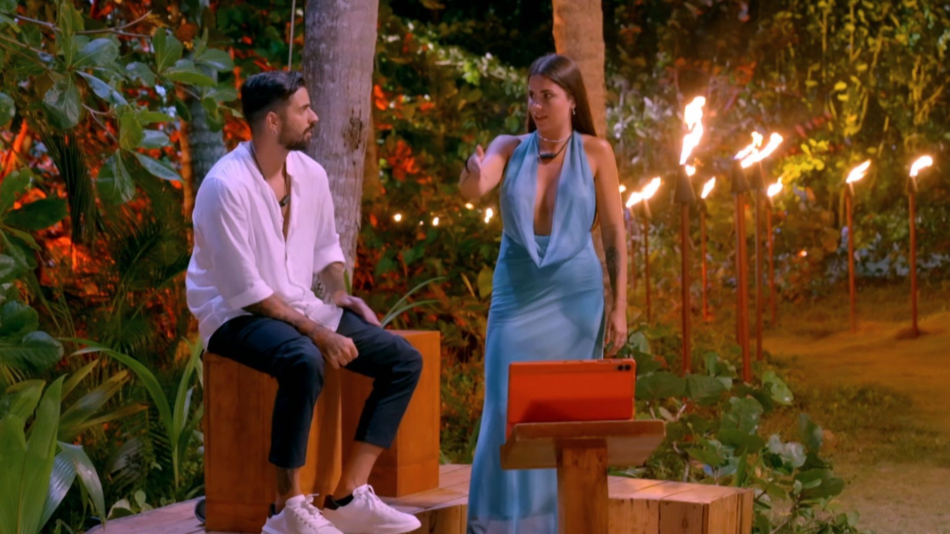 Nieves y Lorenzo ven sus imágenes y ella se sincera como nunca: “Me estoy planteando mi relación”