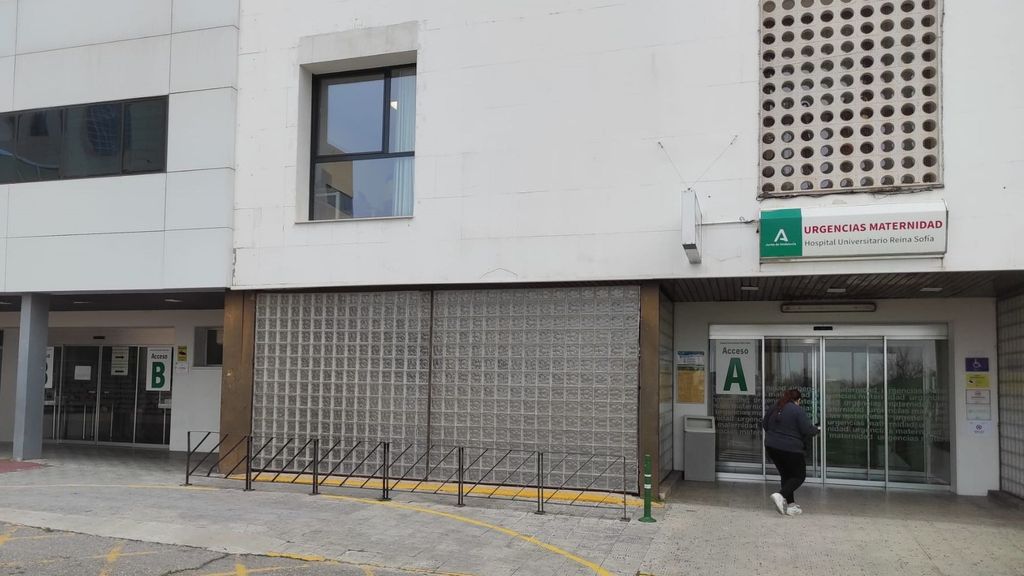 Una madre y su pareja, detenidos por maltrato infantil en Córdoba: el hijo de ella, menor de dos años, ingresó sedado, con cortes y sangrado en la espalda