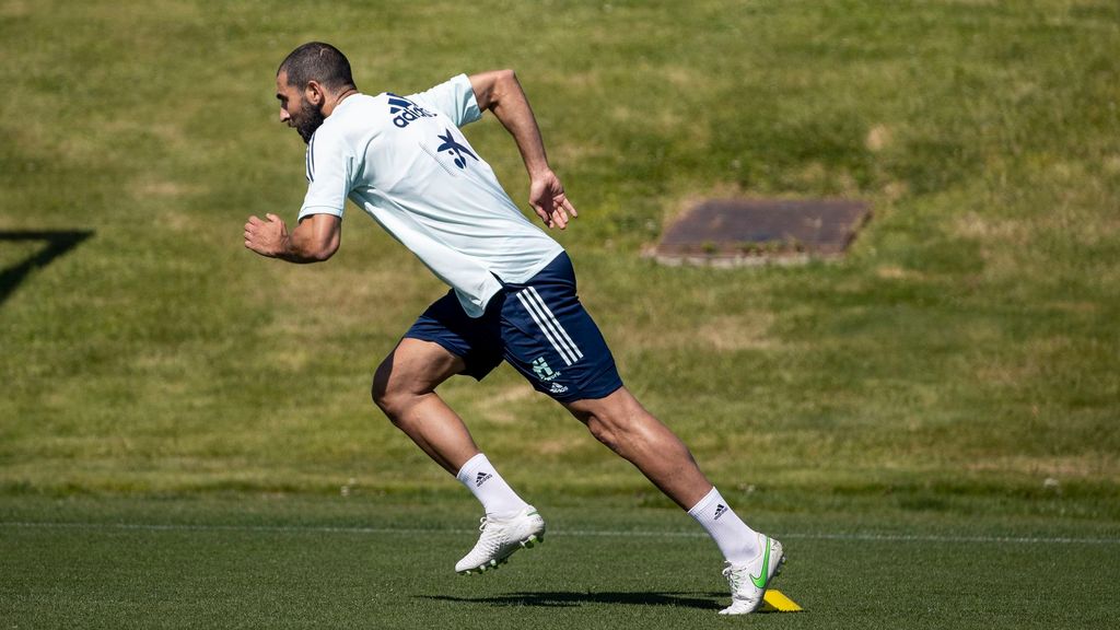 Albiol y Kepa ya se entrenan con la selección española