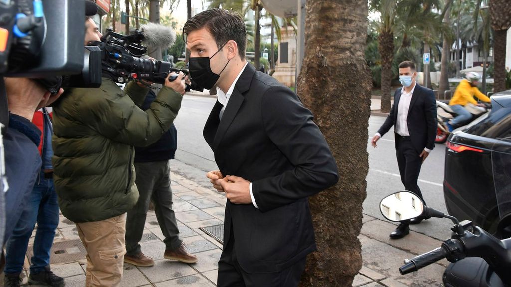 Se inicia el juicio a Santi Mina por presunta agresión sexual