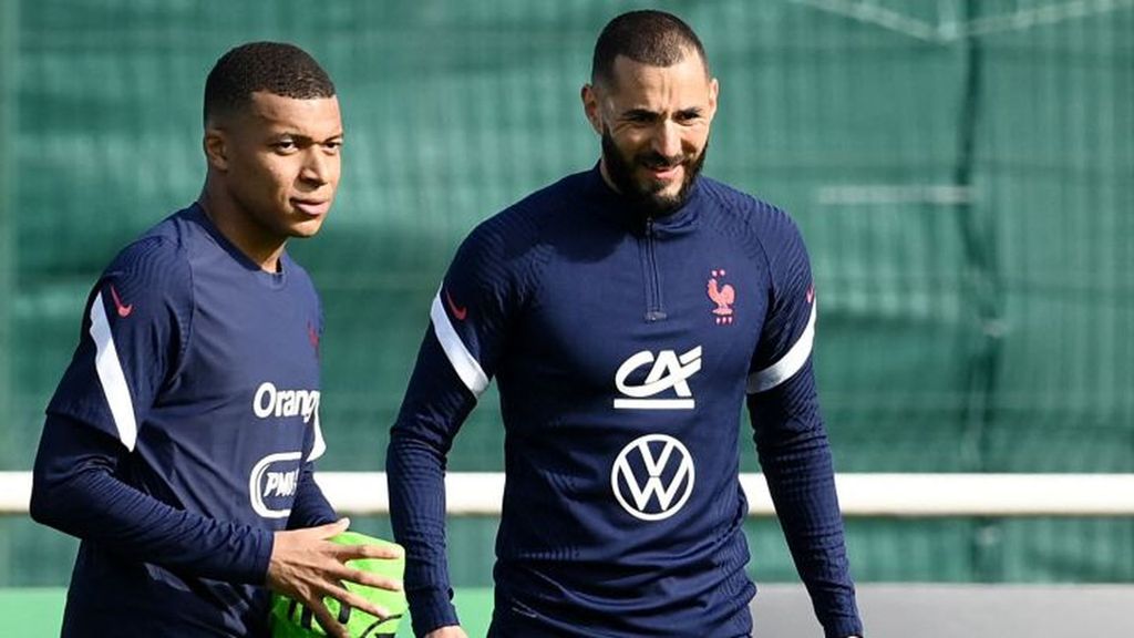 El espectacular nivel y la felicidad de Benzema con Francia para la Eurocopa 2020: Mbappé 'flipa' con los goles y regates de Karim